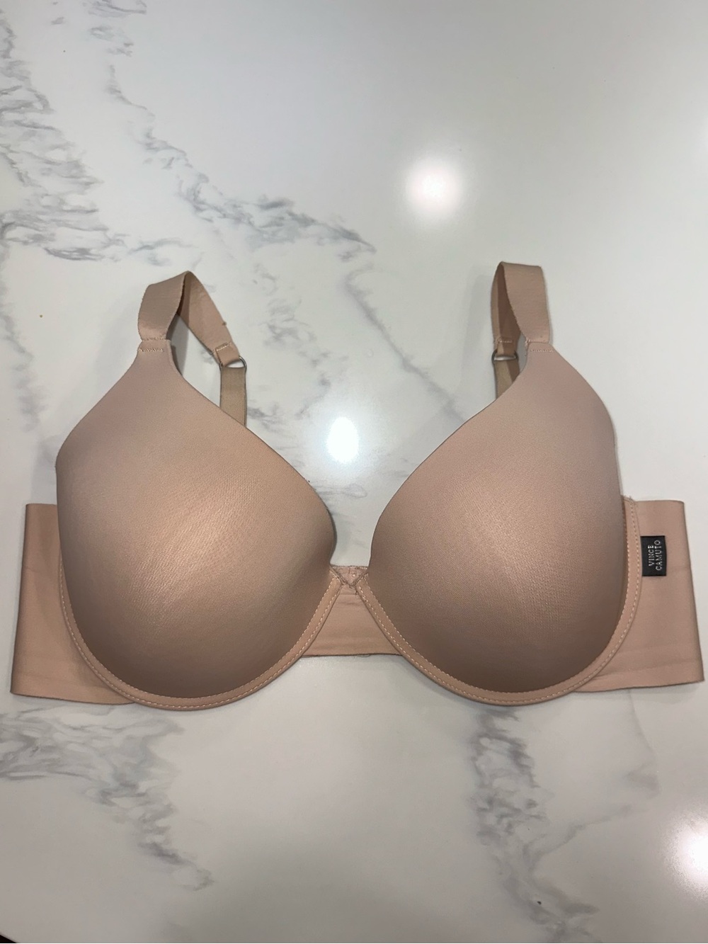 VINCE CAMUTO SIZE 40D~SEAMLESS NUDE T-SHIRT BRA MICROFIBER FULL COVERAGE ~